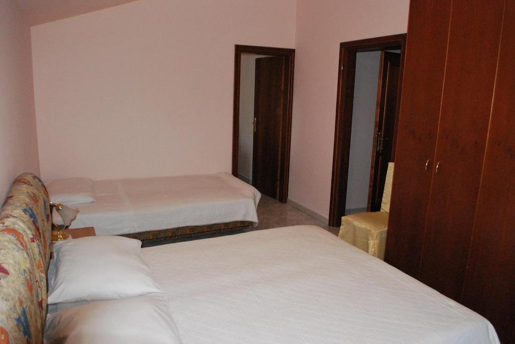 Rooms Marija Рієка Номер фото